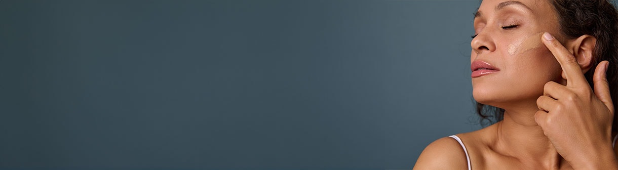 Protetor solar com cor: como escolher o tom ideal?