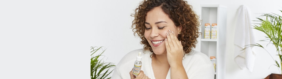 5 benefícios do sérum de vitamina C para pele oleosa e com marcas