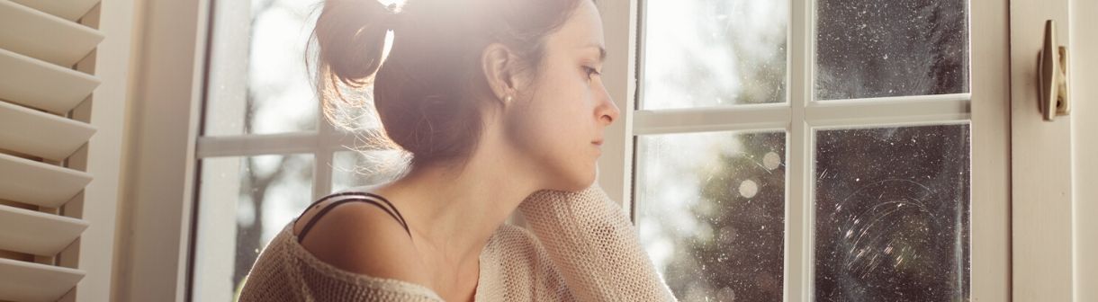 Ansiedade e estresse podem afetar a pele? O que fazer para minimizar as imperfeições