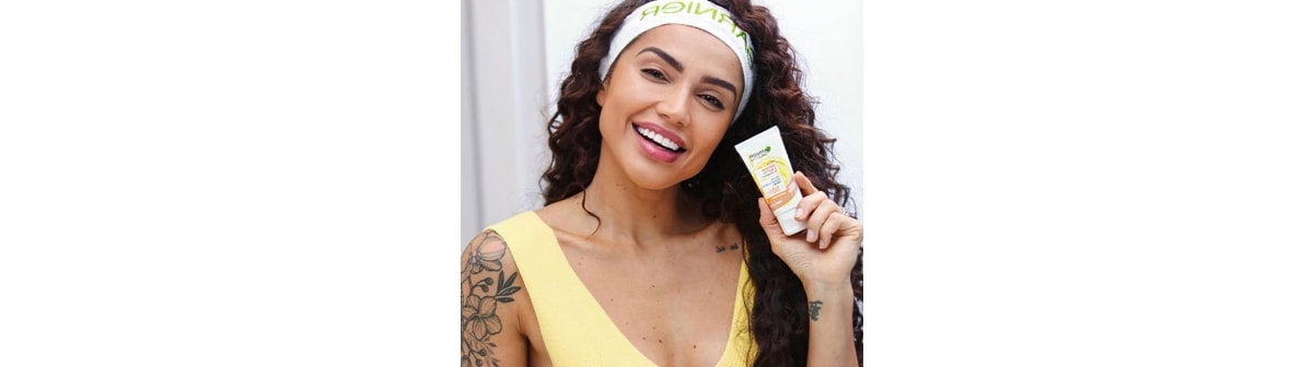 Pele do rosto ressecada? Conheça as possíveis causas e como tratar