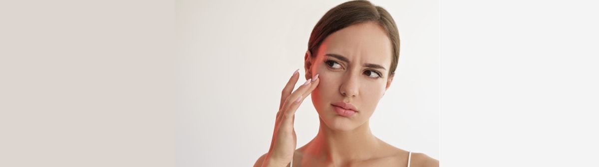 Pele ressecada do rosto: conheça 5 possíveis causas