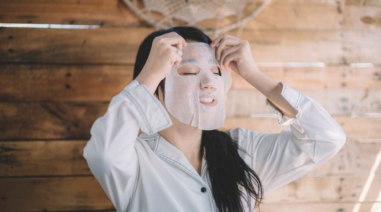 Máscara facial Uniform & Matte de Garnier Skin Active: saiba mais sobre a sheet mask que ajuda a manter a pele hidratada