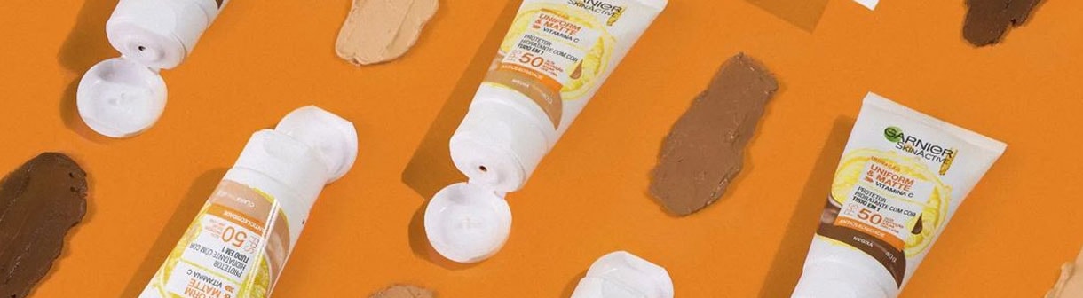 Para maquiagens leves, aposte em um protetor solar com cor