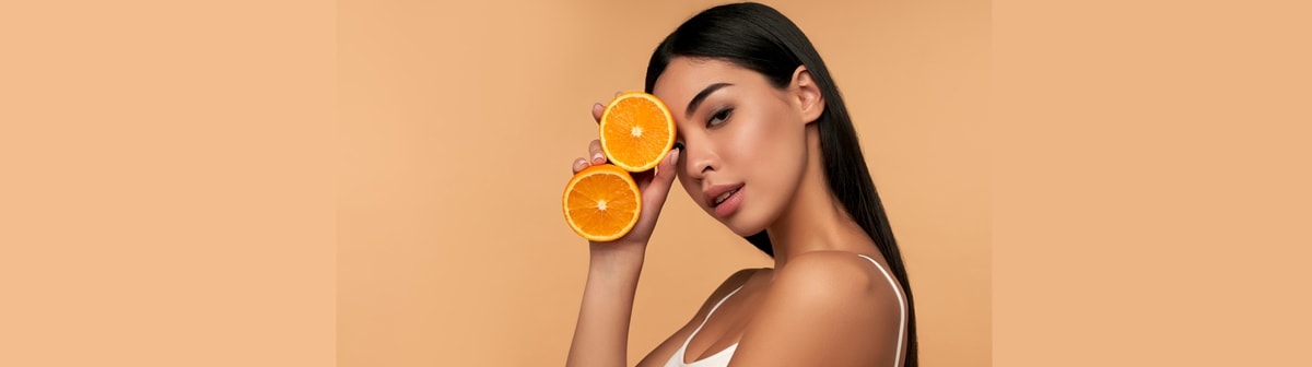 Pode usar vitamina C no rosto todos os dias?