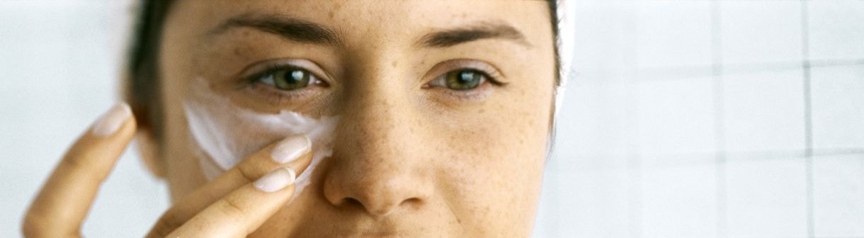 Vitamina C para tratar olheiras: 4 produtos que ajudam a diminuir essas manchas 