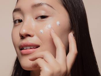 Saiba os benefícios de fazer uma rotina de skincare